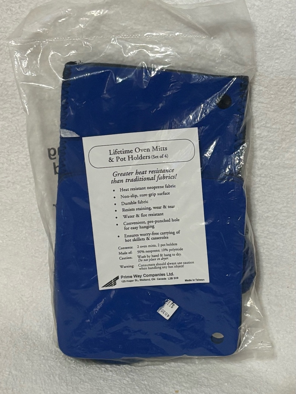 Lifetime Oven Mitts & Pot Holders Set - Blue